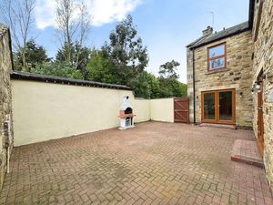 Photo 32- click for photo gallery